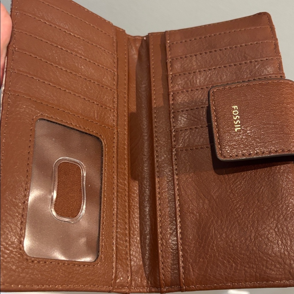 Fossil Wallet - Picture 6 of 12